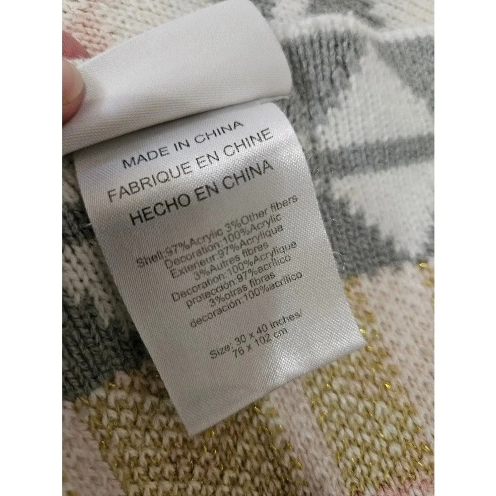 Emily & Meritt Pottery Barn Kids Pink Gold Metallic Geometric Pom Pom Blanket